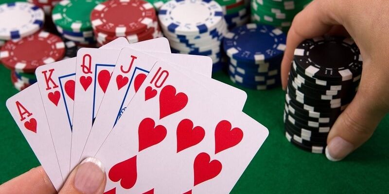 Chơi casino trực tuyến trên điện thoại mới mẻ và tiện lợi
